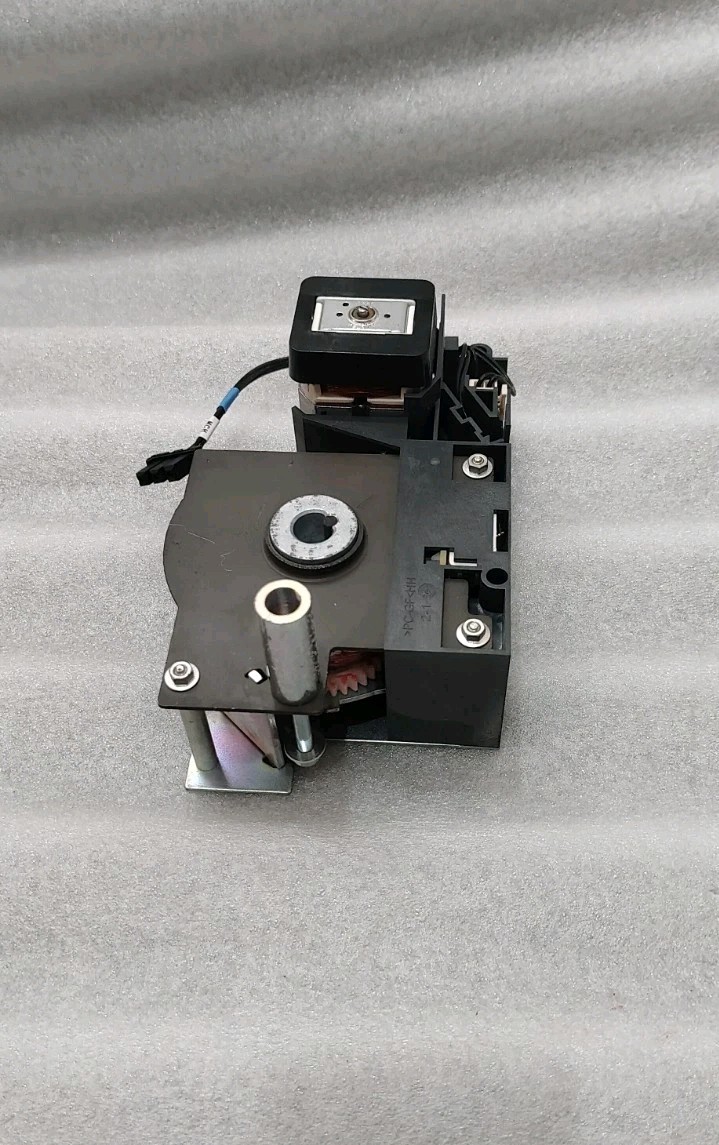 SCHNEIDER ELECTRIC MASTERPACT NW 47893 Gear Motor 100/125V (GHJ10624AA)