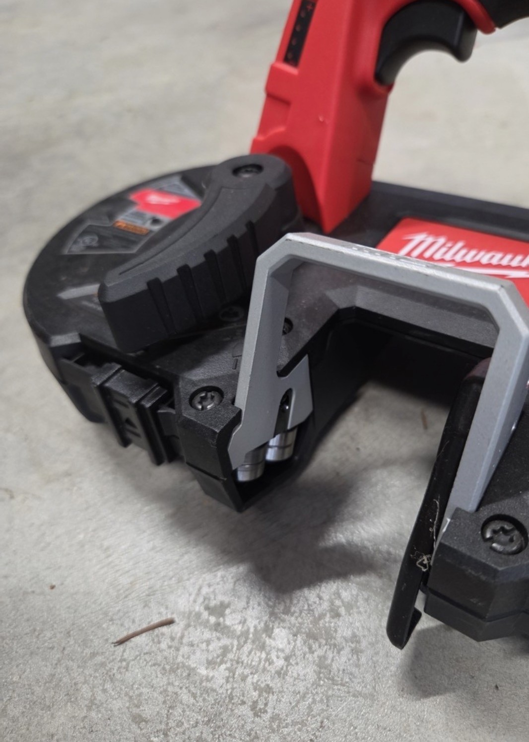 Milwaukee M12 12V Cordless Compact Portable Band Saw tool only 2429-20