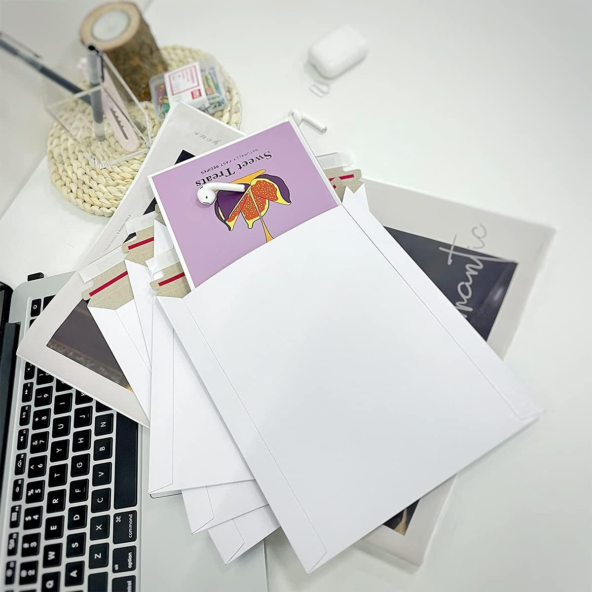 30 Pack White Rigid Mailers 7.5×9.45 for Gifts, Cards, Photos & Documents