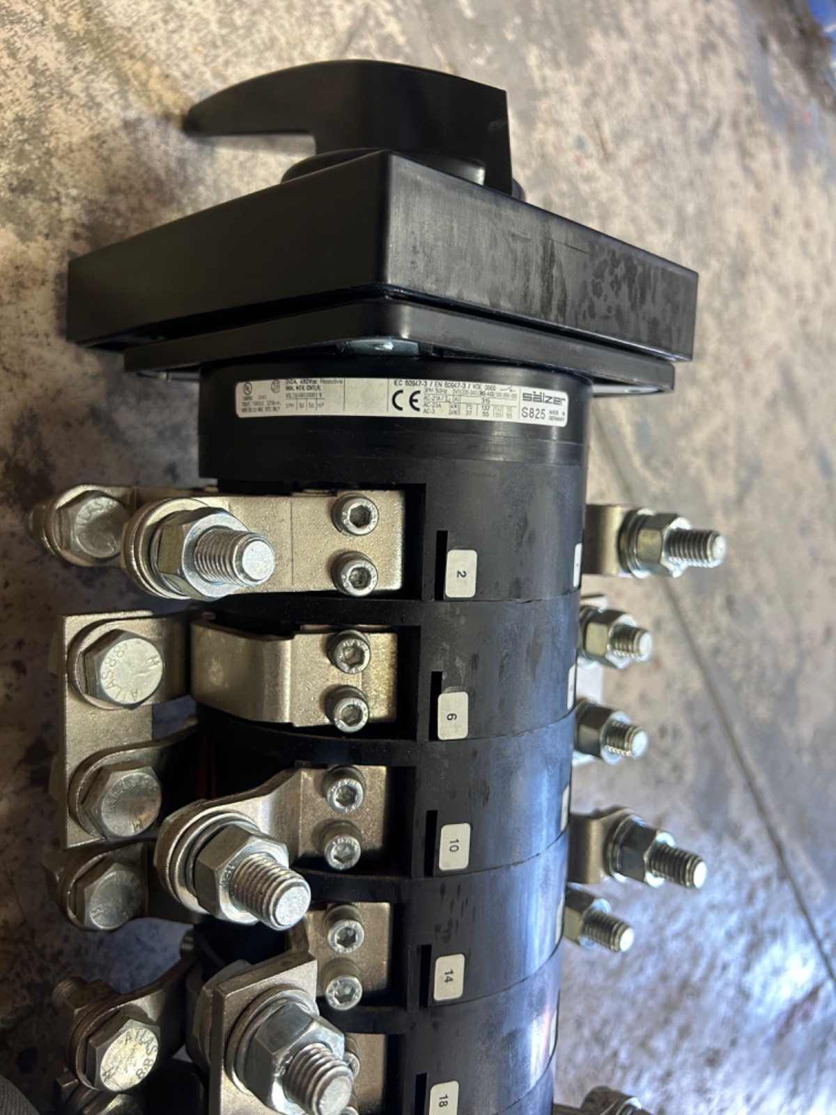SALZER S825 VOLTAGE SELECTOR SWITCH