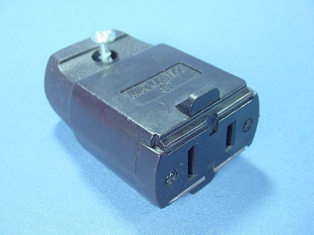 5 Leviton Brown 1-15 Straight Blade Connector Plugs NEMA 1-15R 15A 125V 102-P