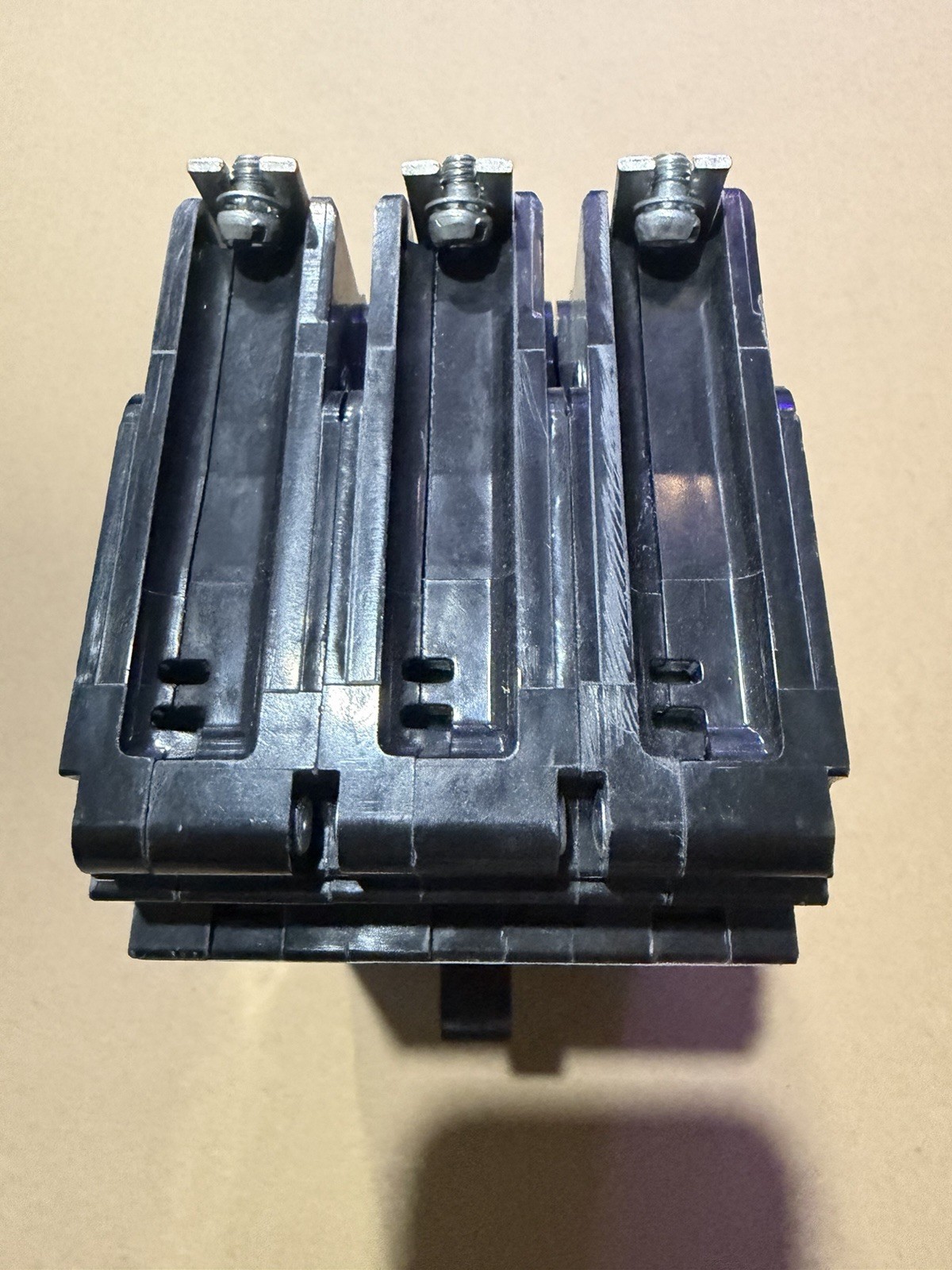 Square D EDB34100 3P Circuit Breaker 100A 480V