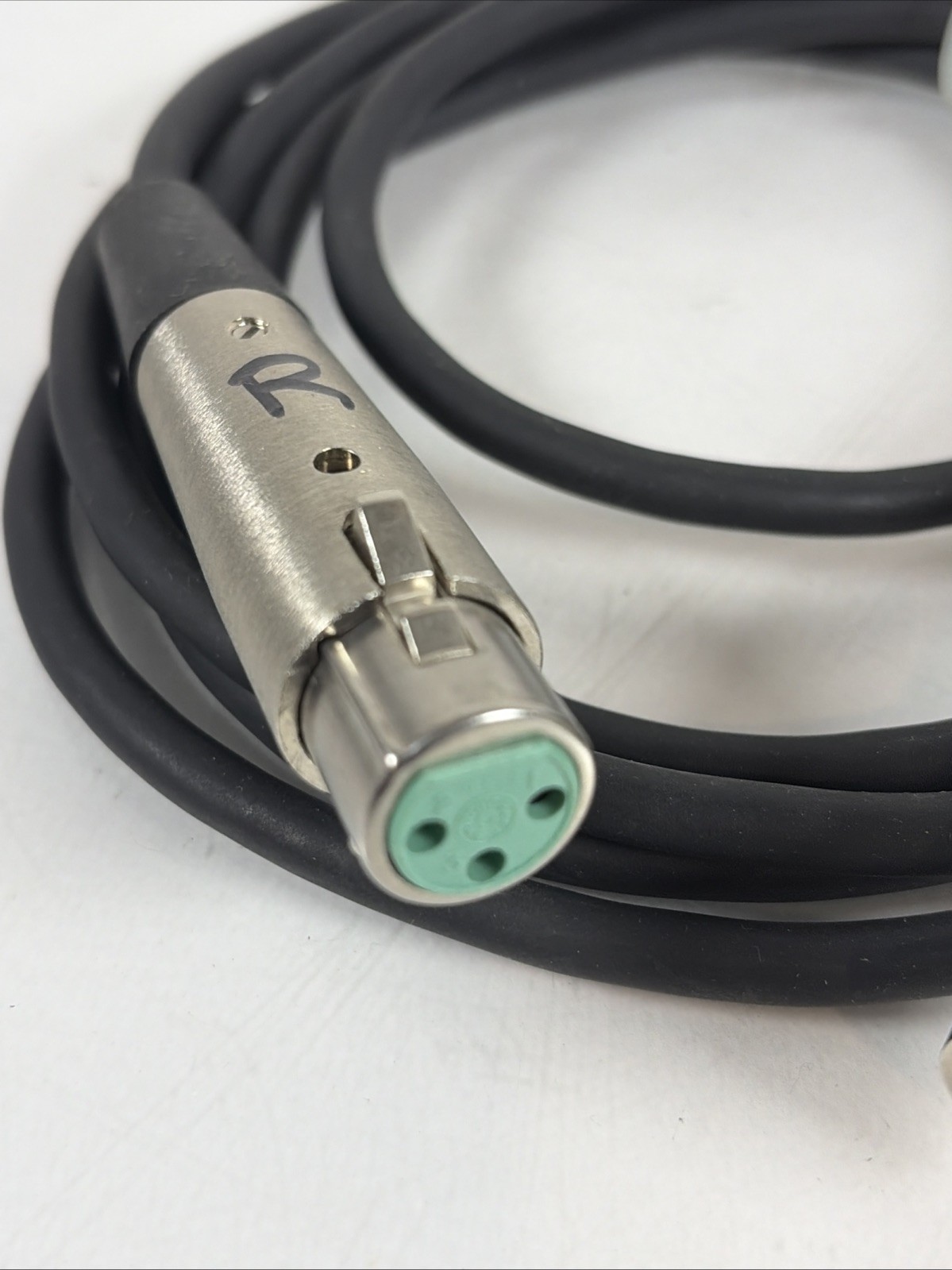 AMPHENOL Cable Balanced 3-pin XLR male-to-female Audio Cable