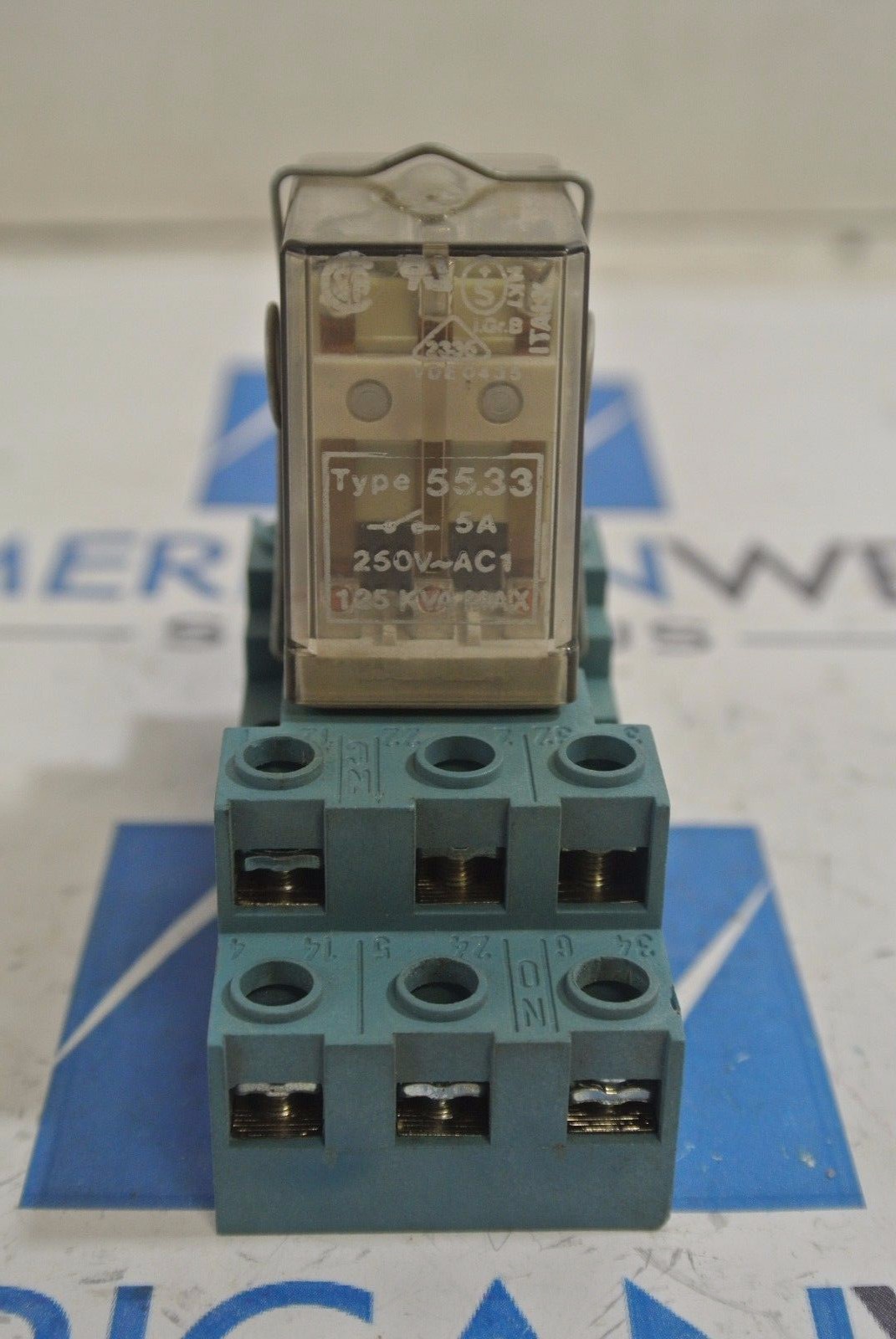 FINDER TYPE 55.33 CONTROL RELAY WITH 94.73 BASE – USED – LOT OF 2