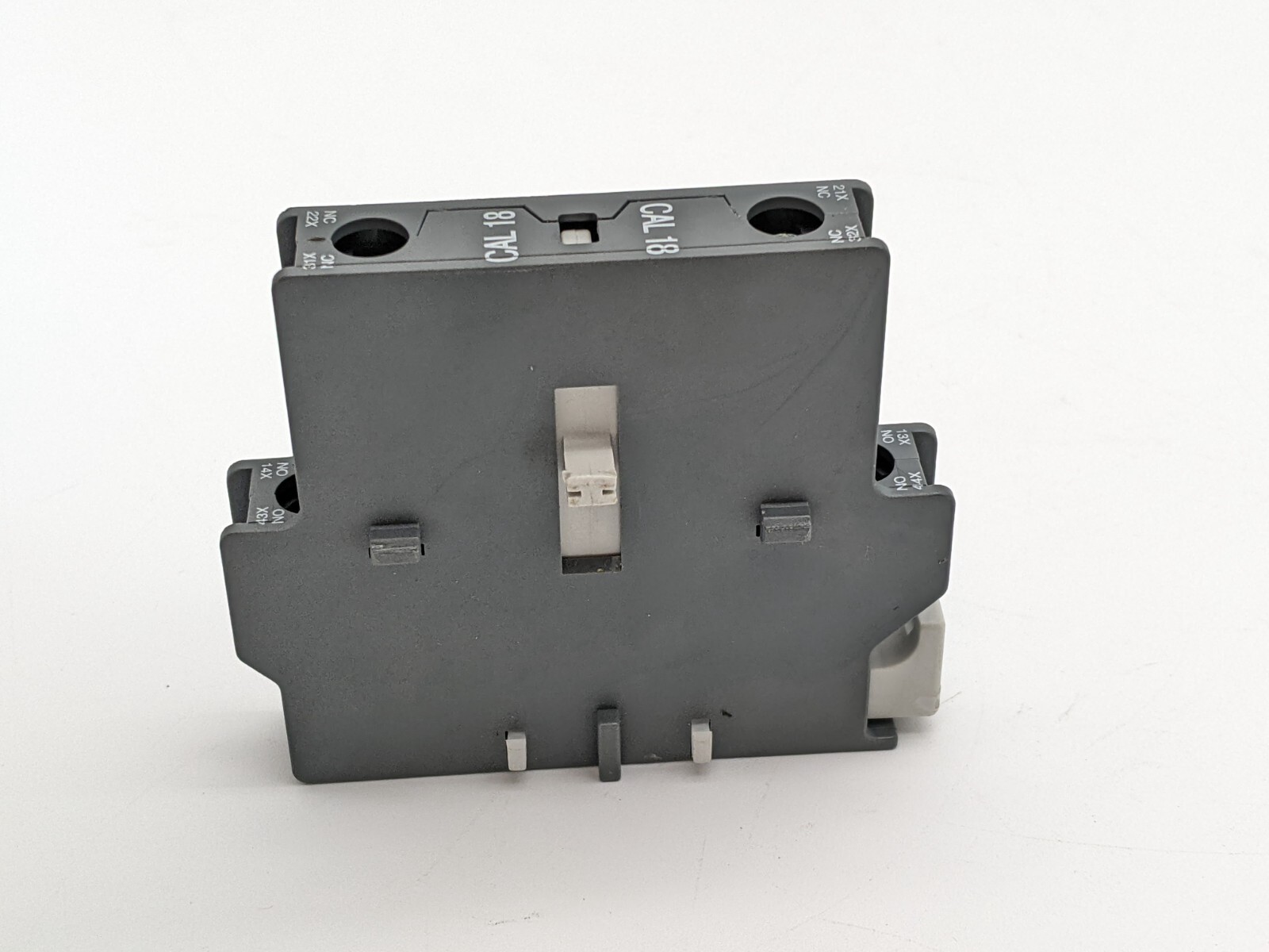 ABB CAL18-11 Auxiliary Contact 16 Amp 690 Volt NEMA A600 Q300
