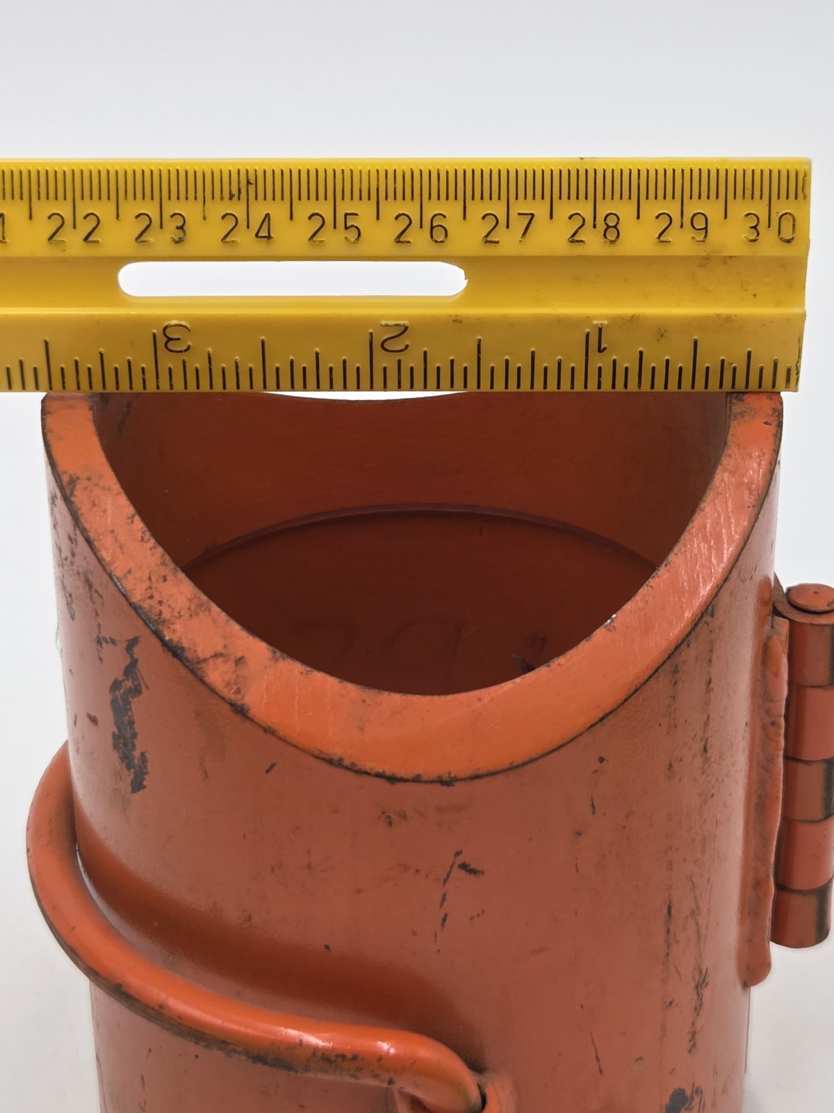 Shur-Kut 25S90 2.5in Saddle Metal Pipe