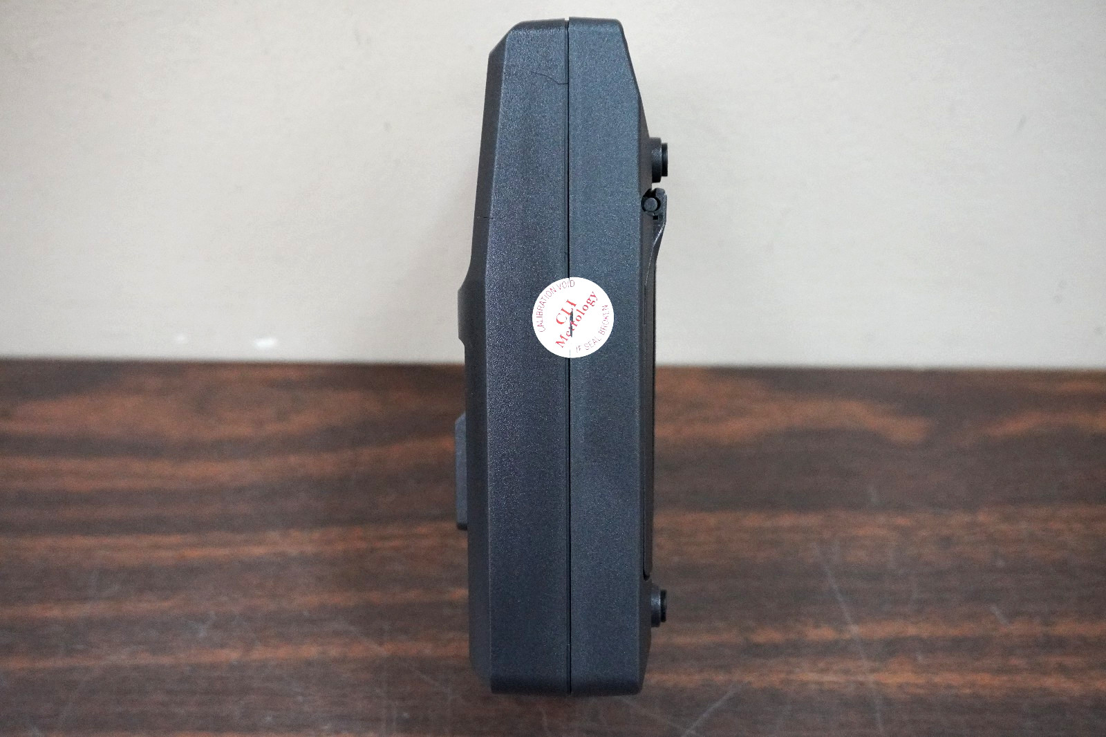 AEMC 1015 Analog Megohmmeter 1000 Ohms Resistance 500V 1000V Test Voltage