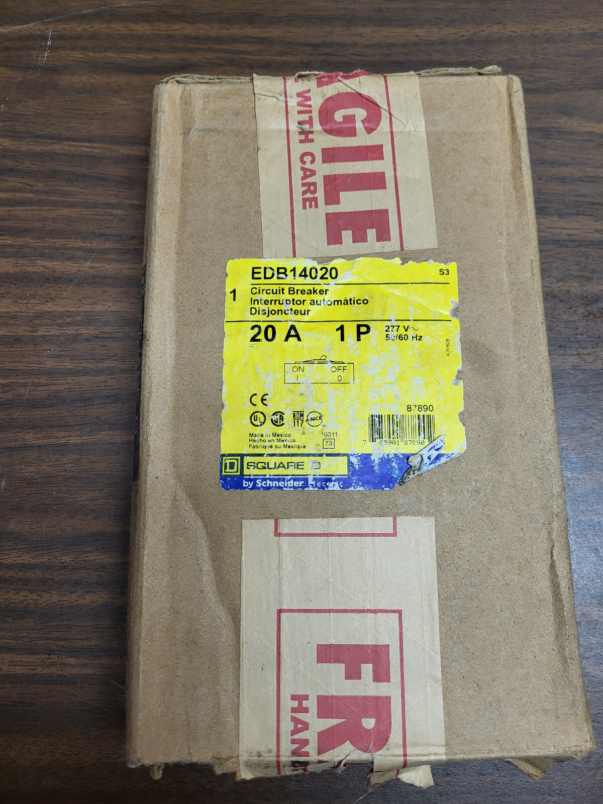 Square D EDB14020 20 Amp, 277 Volt, 1 Pole, Circuit Breaker