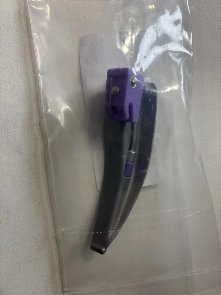 MAC 1 Disposable Laryngoscope Blade – Lot Of 20 – Macintosh One, New – Intubrite