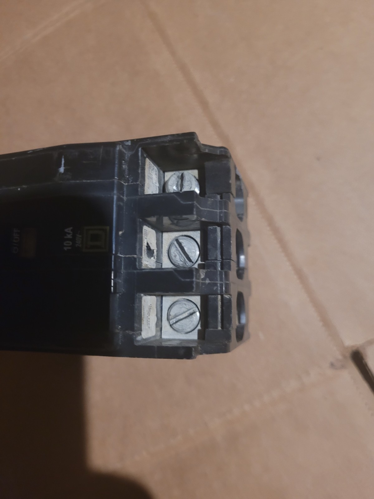 Square D QO3100 Circuit Breaker 100A 3 Pole 3 Phases