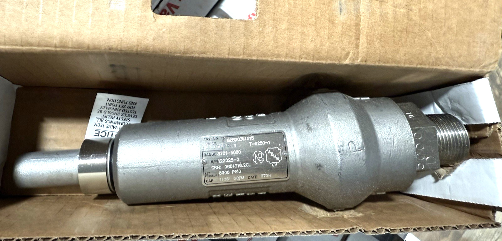 Taylor Valve 825D0341515 SS 5000 psig 8250 Gas Relief Valve 1″ (OEM) *NEW*