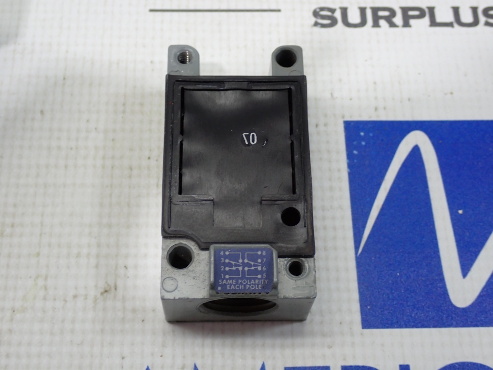 Square D 9007 C62C Limit Switch Turret Head 4,6P,13 Ser A