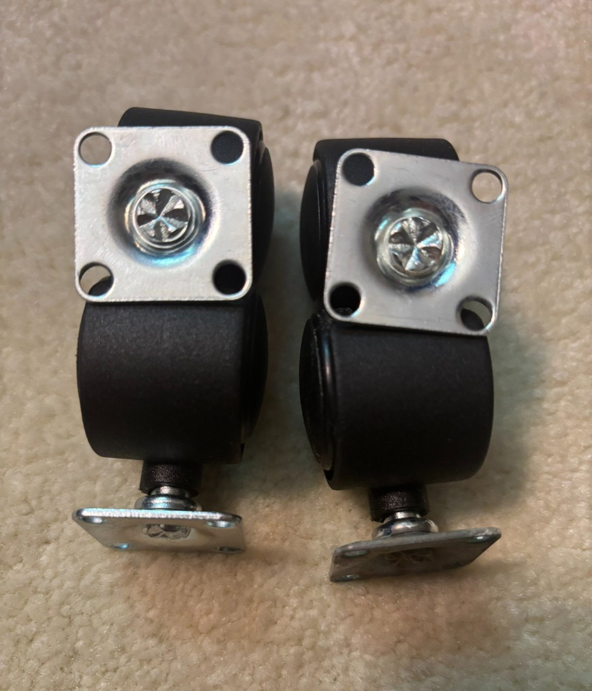 Set of 4 Swivel 1 1/8″ Caster Wheels! Frigidaire dehumidifier small appliance