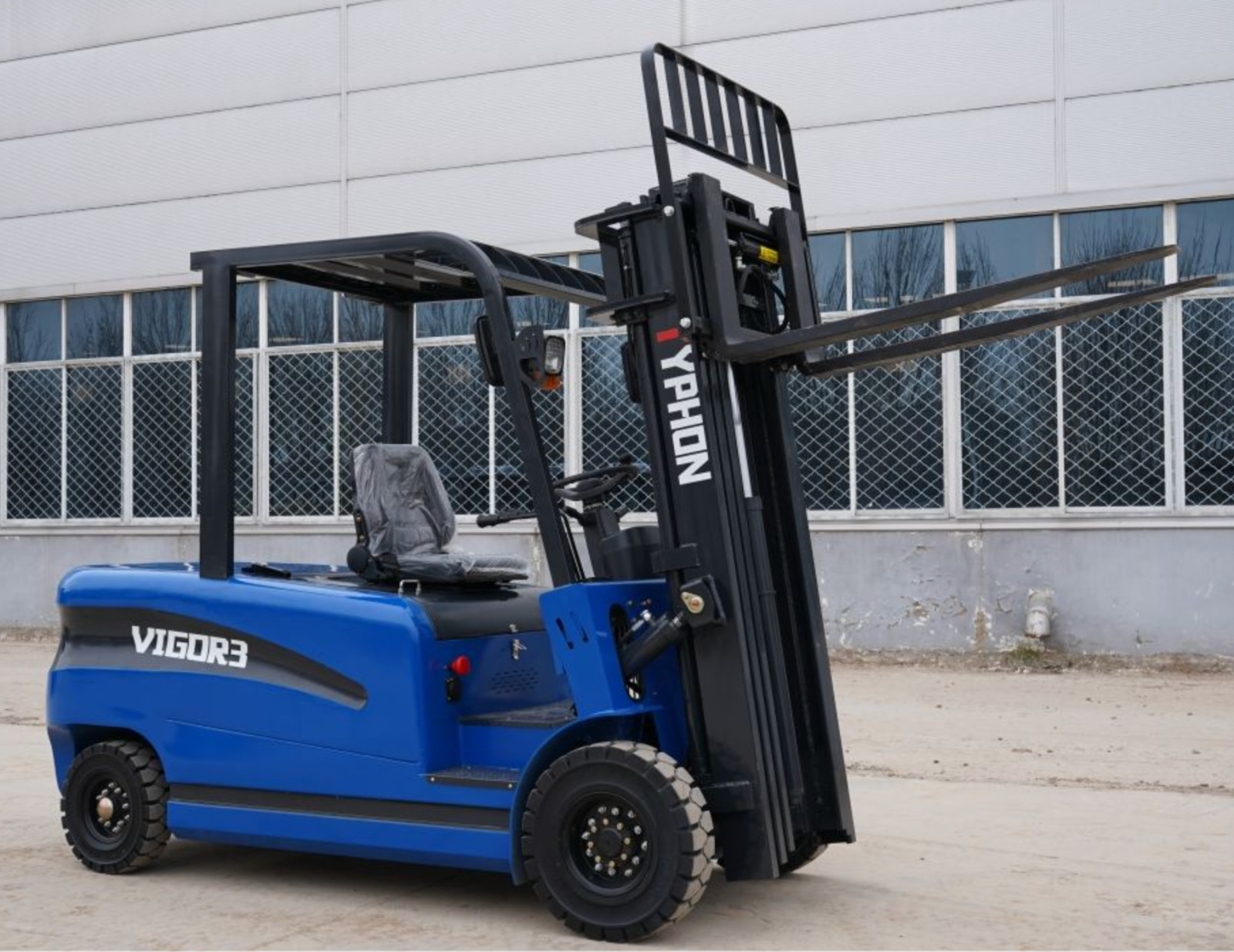 TYPHON VIGOR 3.0 Blue Electric Forklift 3 Ton Lifter Lift Truck Jitney Hi-Lo NEW