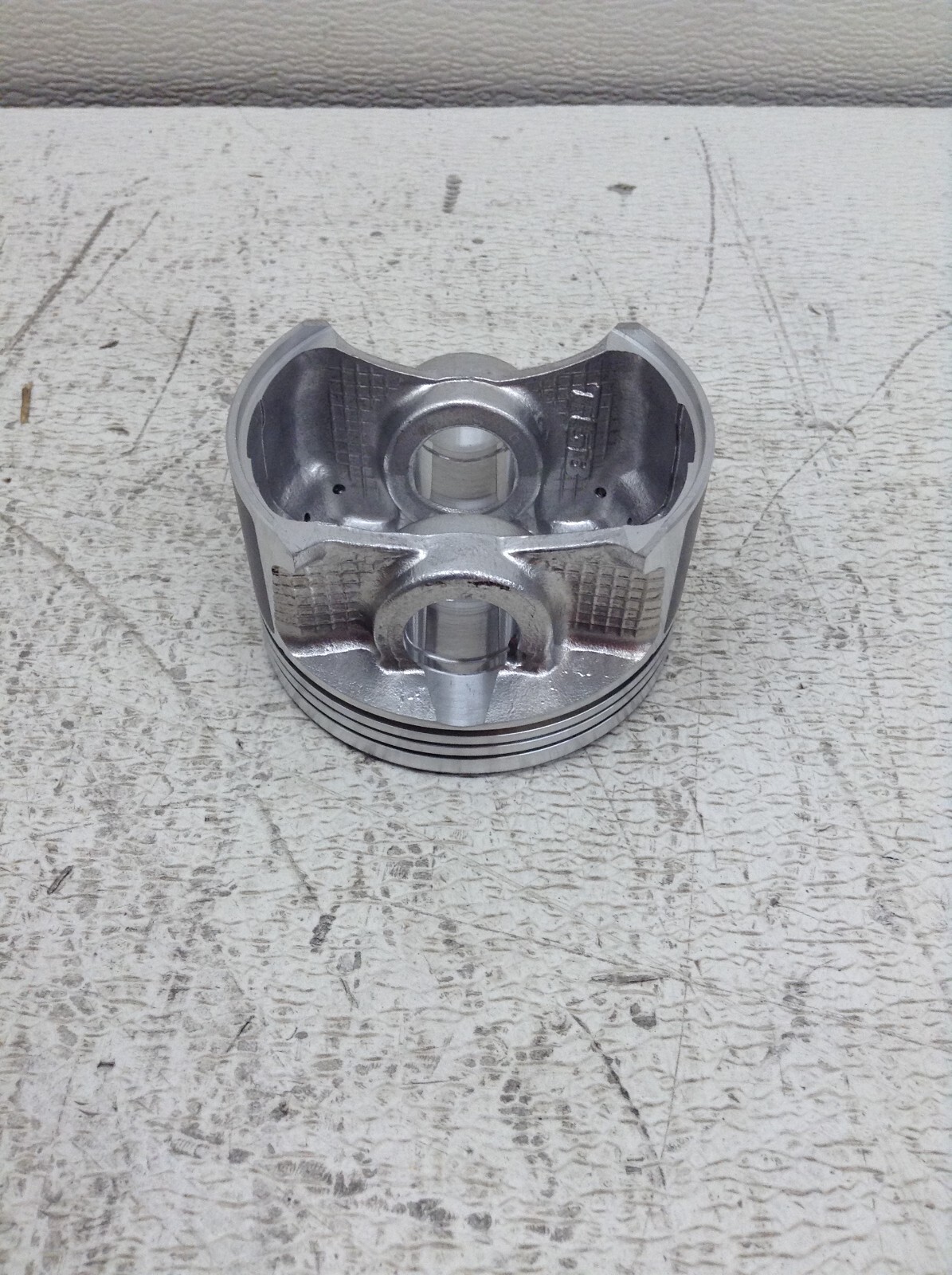 TGB 927302A Piston Set 924805 New (TSC)