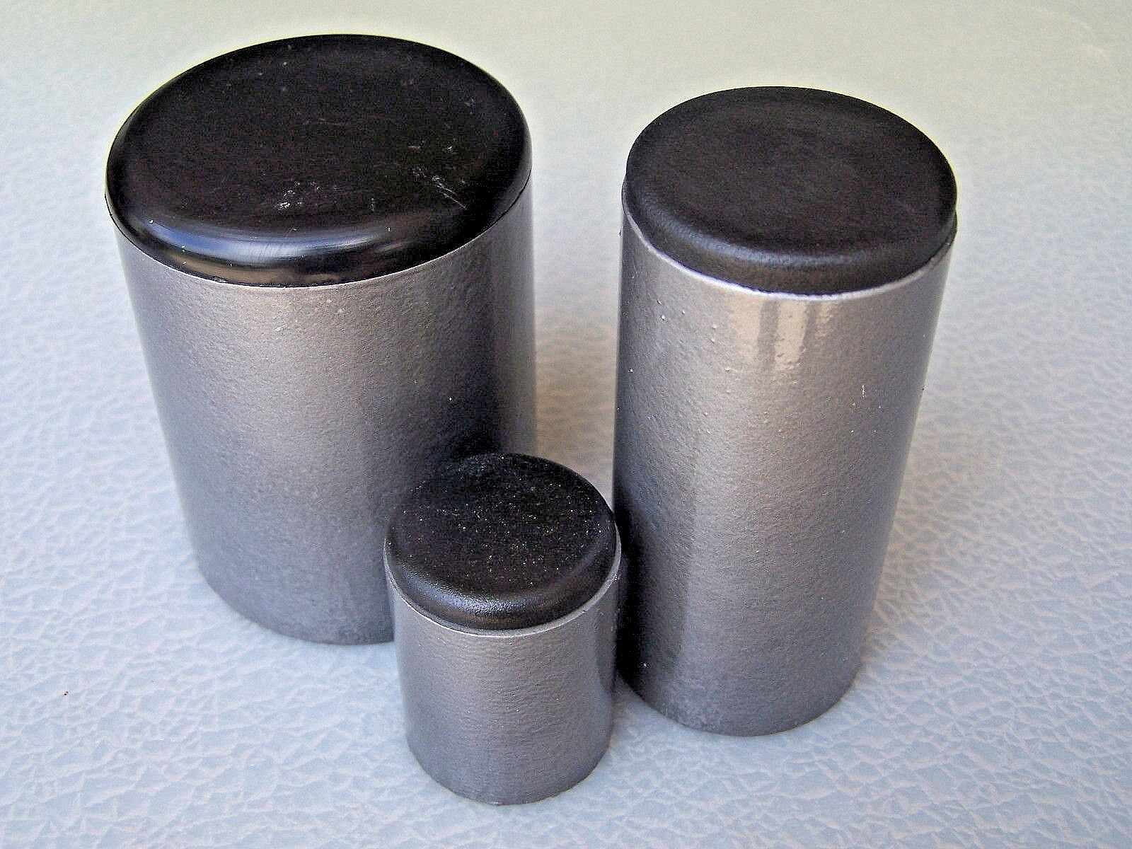 Plastic Insert Caps & Plugs the open end of 1-7/8 » Round Tube 14-20 gauge wall