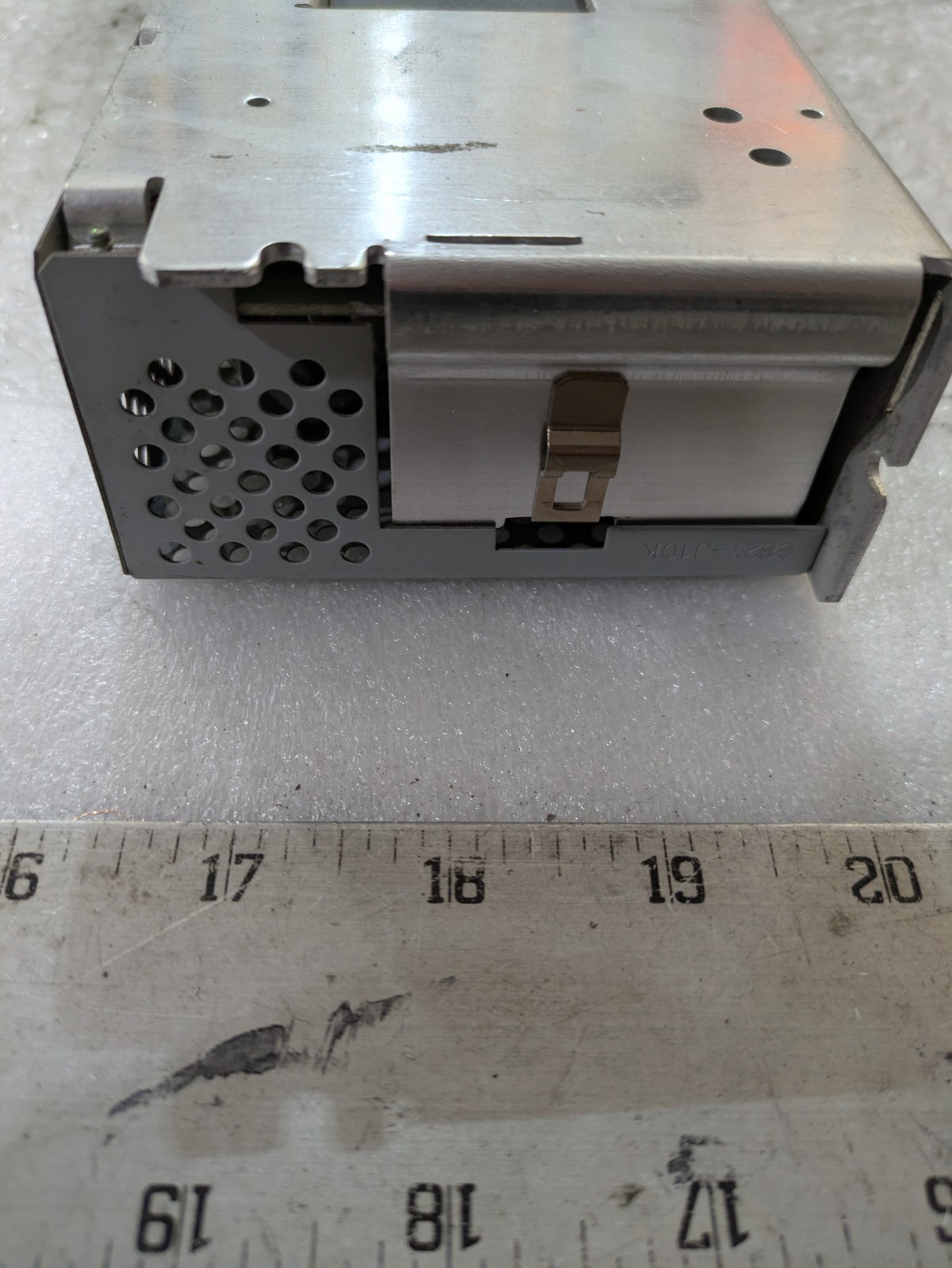 OMRON S82J-10024D AC100-240V50/60Hz 2.5A DC24V 4.5A