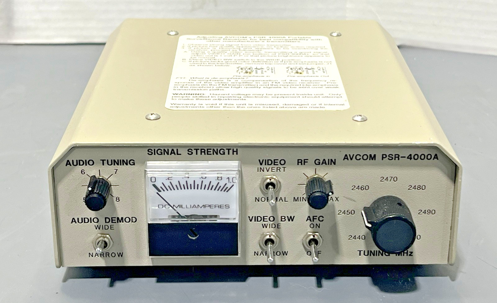 AVCOM PSR-4000A Portable Surveillance Receiver 12V DC Power Tested