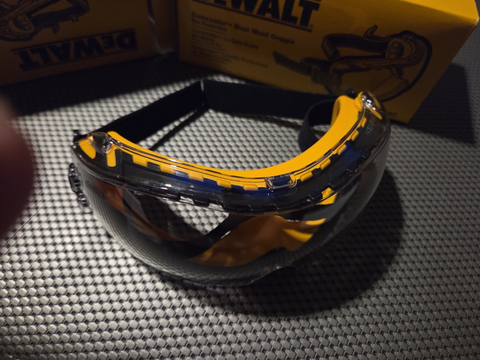DeWalt DPG82-11 Clear Anti-Fog Concealer Safety Goggles Lot Of 2