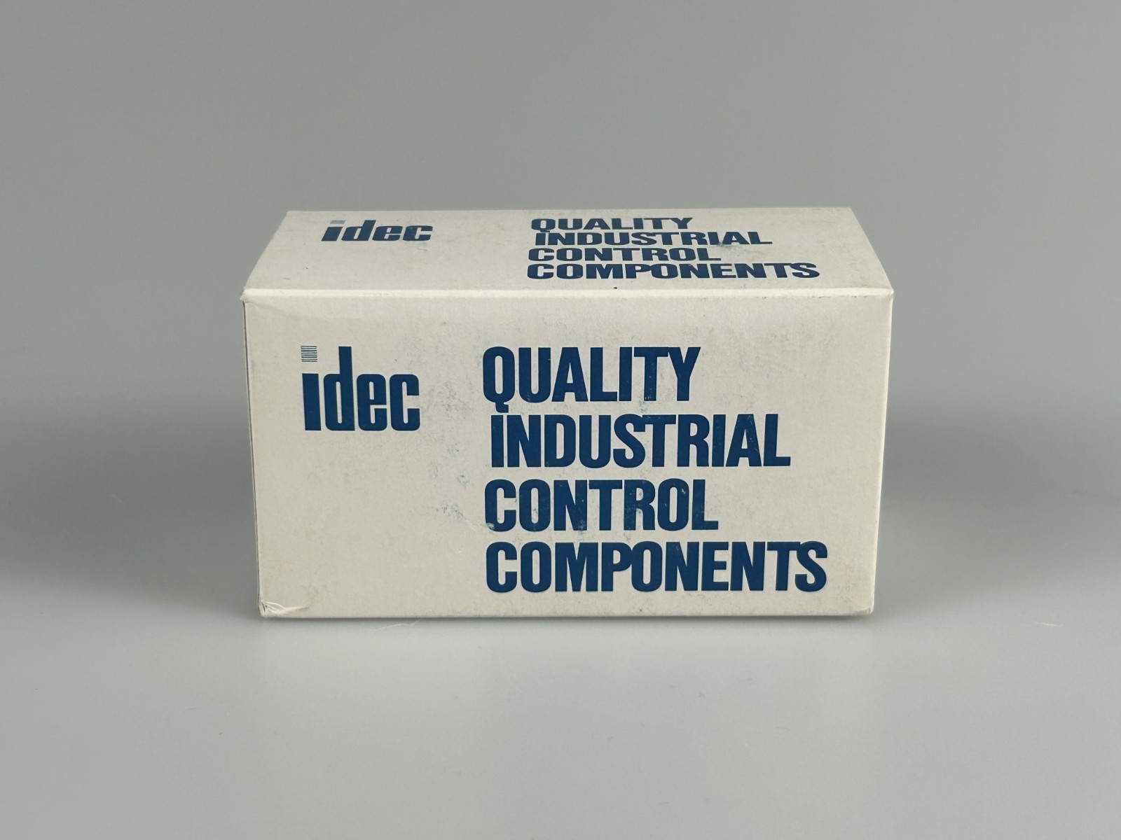 Idec RTE P-11 Electronic Timer Relay 24VAC/24VDC 10A rating 8-pin New Old Stock