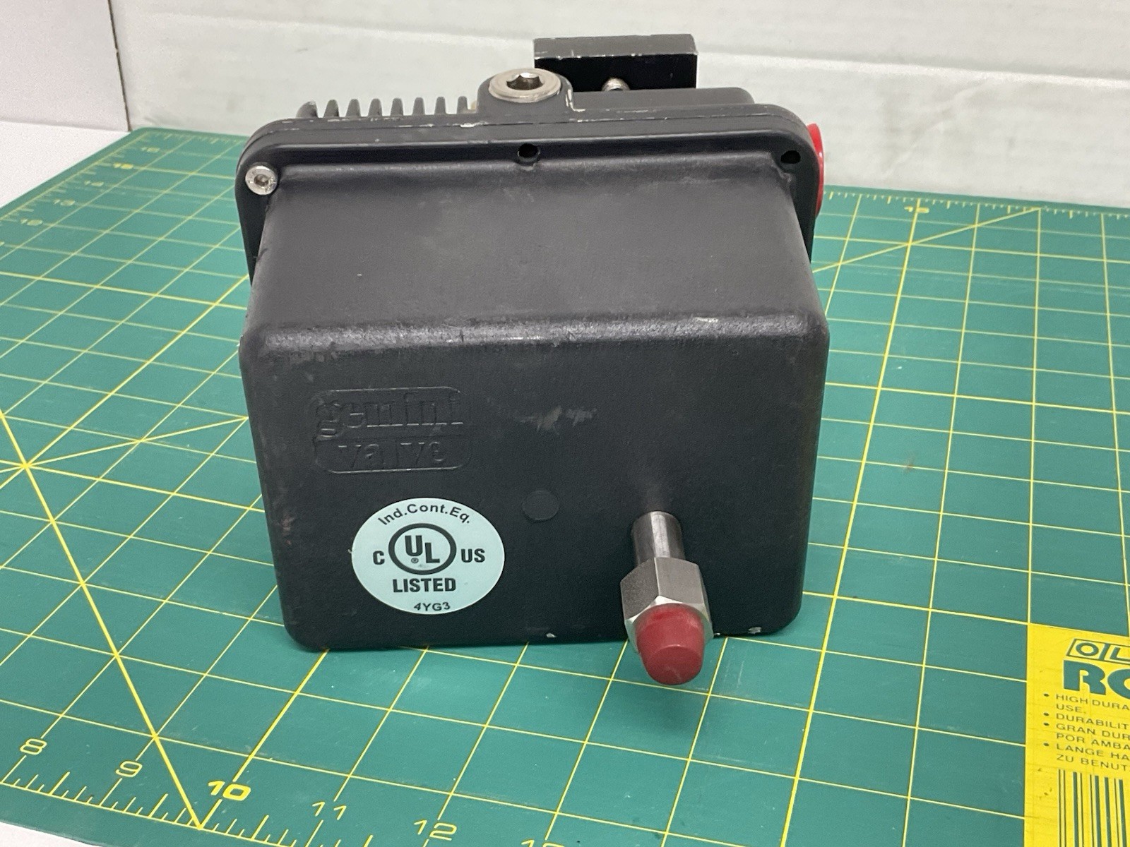 Gemini 630 Electric Valve Actuator 300in-lbs 120VAC 0.50 AMPS Missing Handle
