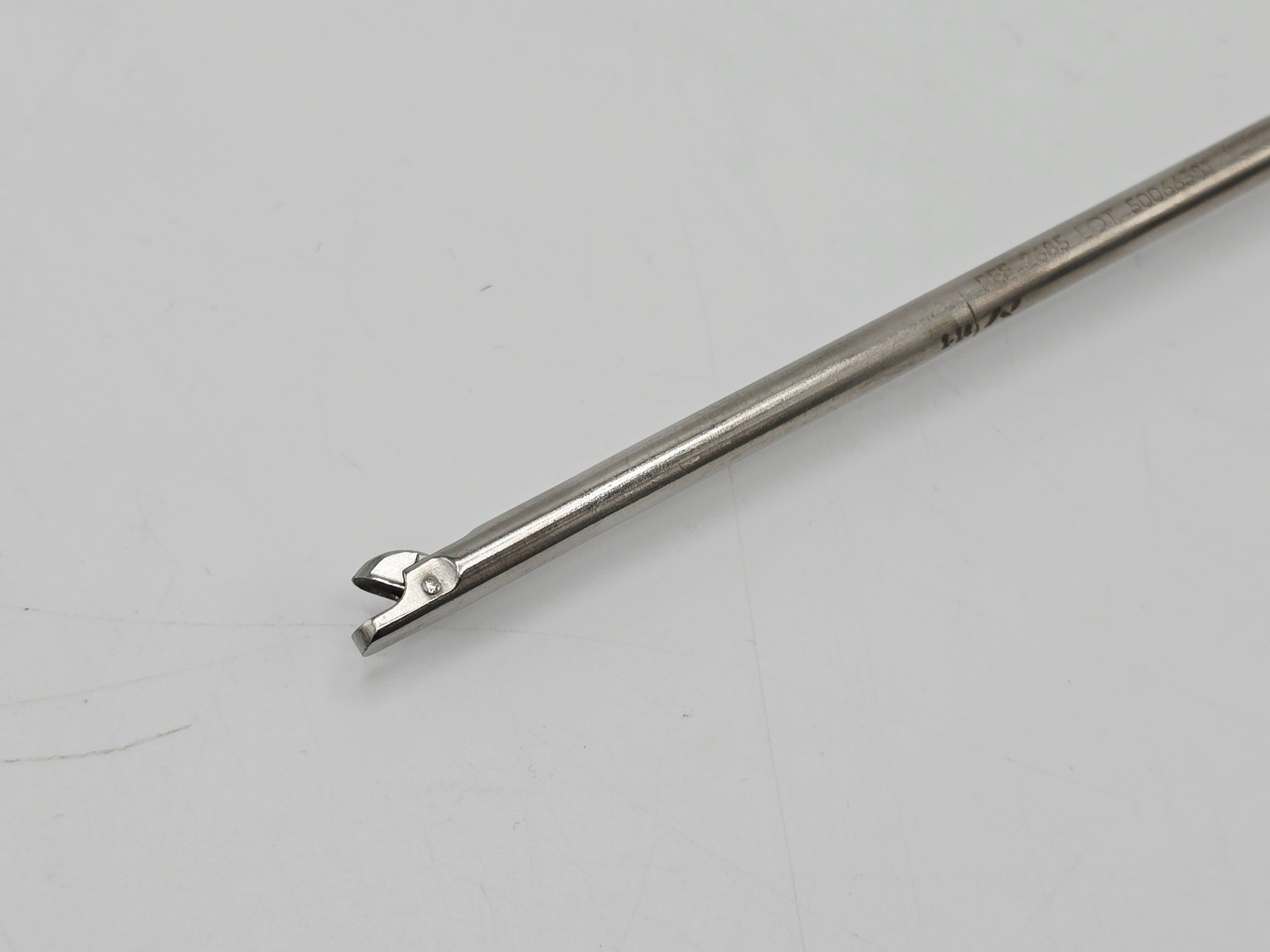 Dyonics 2685 DyoVac Suction Forceps 5.2mm