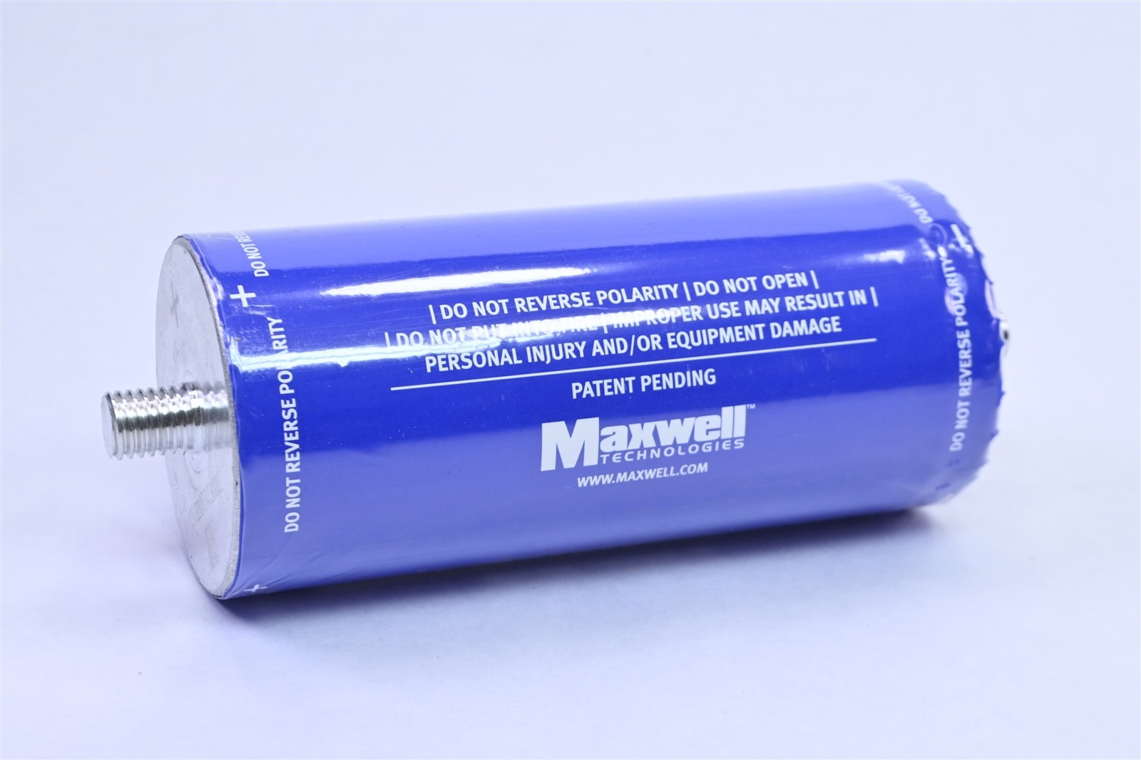 Maxwell Supercapacitor / Ultracapacitor 2.7V 3000 Farads BCAP3000E BRAND NEW!