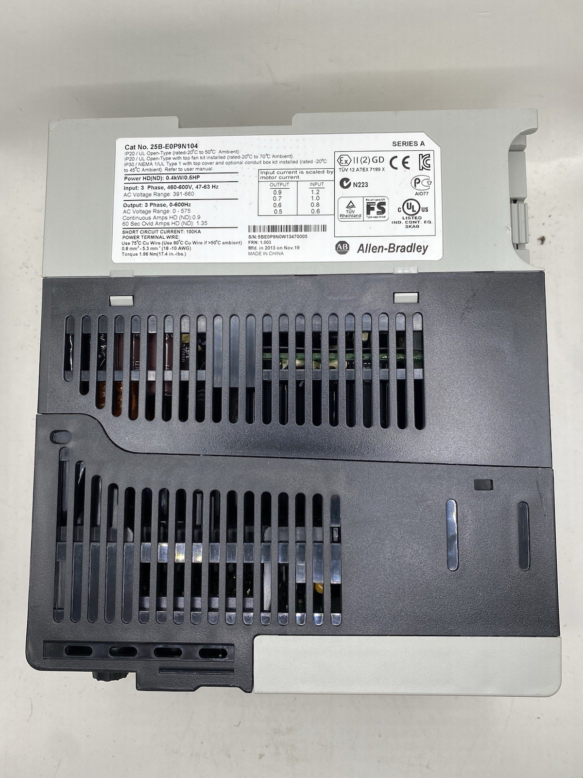 Allen Bradley 25B-E0P9N104 Powerflex 525 AC Drive 600VAC 0.4kW/0.5HP A