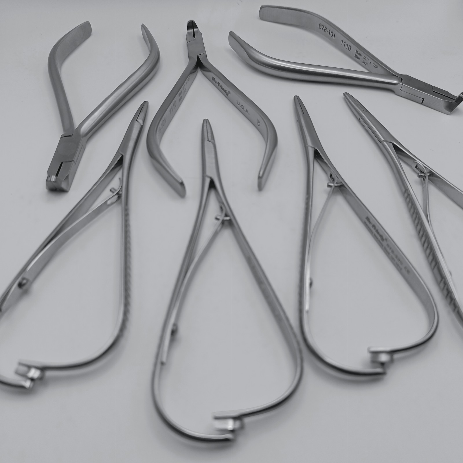 Hu-Friedy Universal Cut & Hold Distal end Cutter – Mathieu Needle Holder Pliers