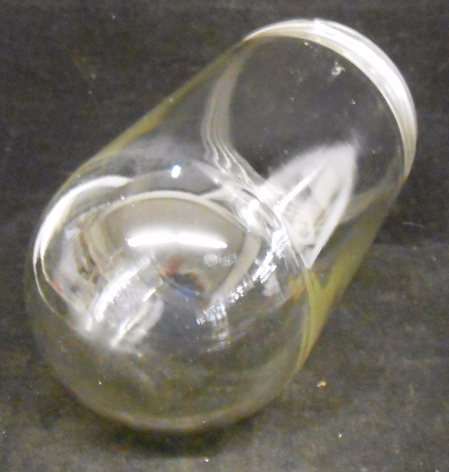 UNKNOWN BRAND CLEAR GLASS GLOBE FIXTURE, APPROX 8 1/2″ HEIGHT, 4 1/8″ DIAMETER