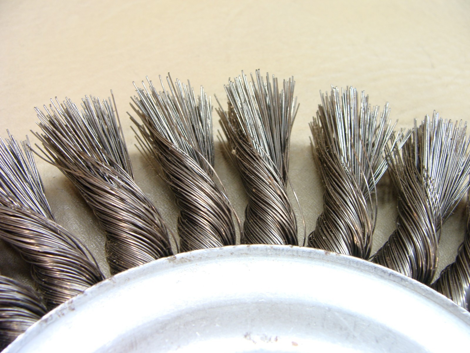 NEW lot of 2 OSBORN made in USA 8″ crimped wire brush wheel 1/2″ bore 0.013 wire