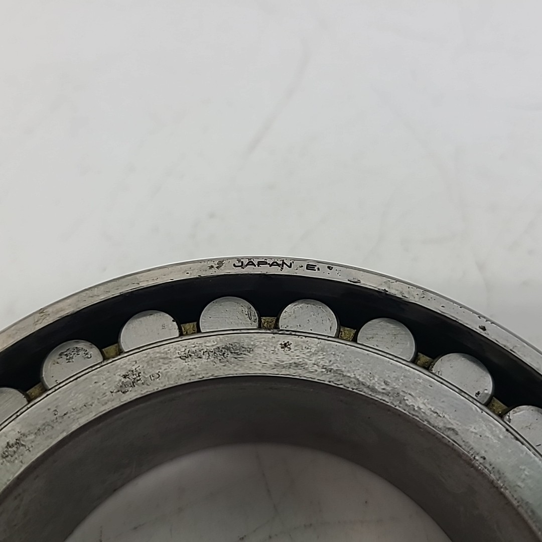 NSK NN3014 CC1P4 EE13 Double Row Cylindrical Roller Bearing