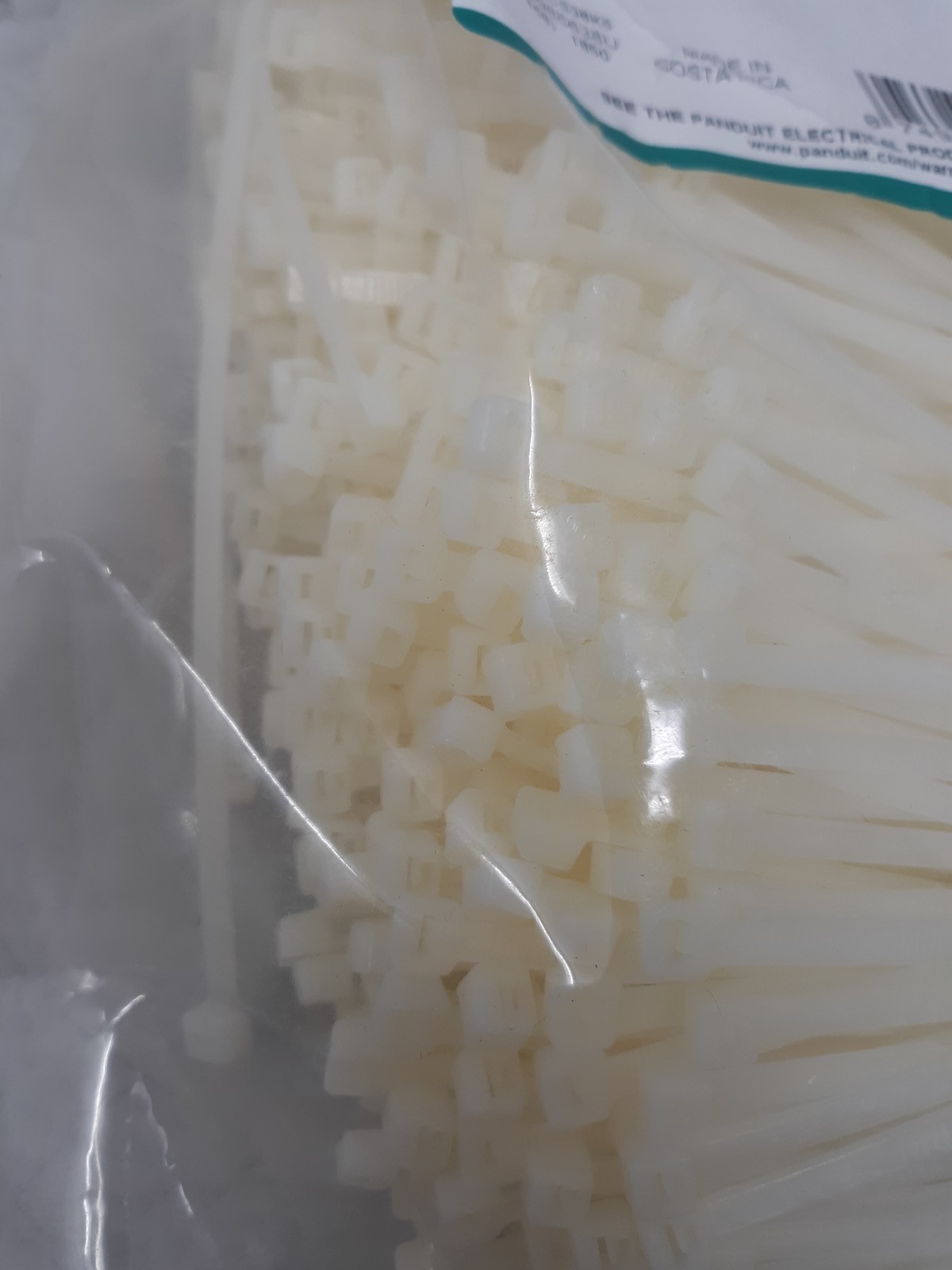 Panduit PLT1.5IM Natural Nylon Cable Ties 5.6″ 18 lb 1000 pcs Bag