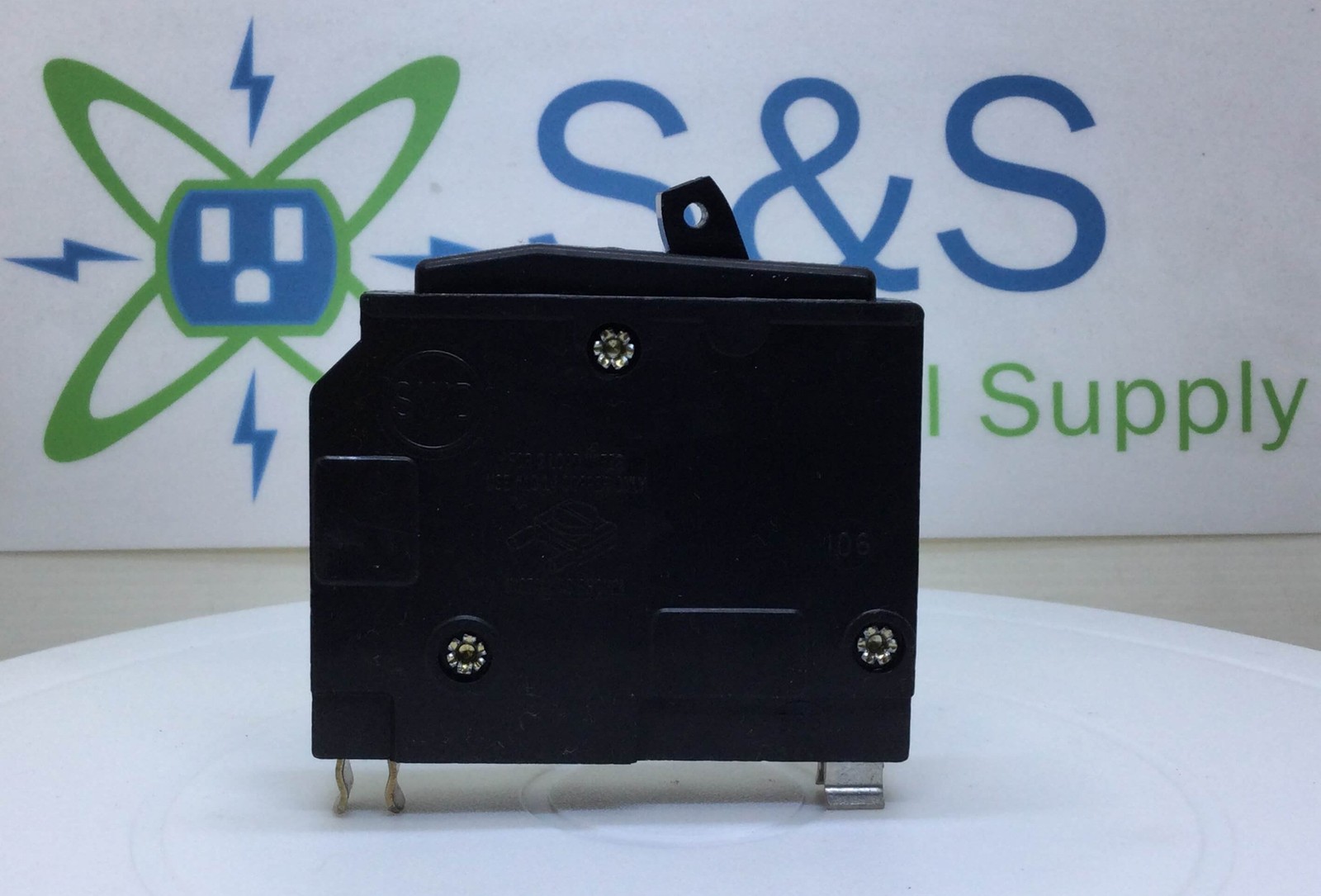 Square D QO120 20 Amp 1 Pole 240V 10kA Breaker – Yellow Face