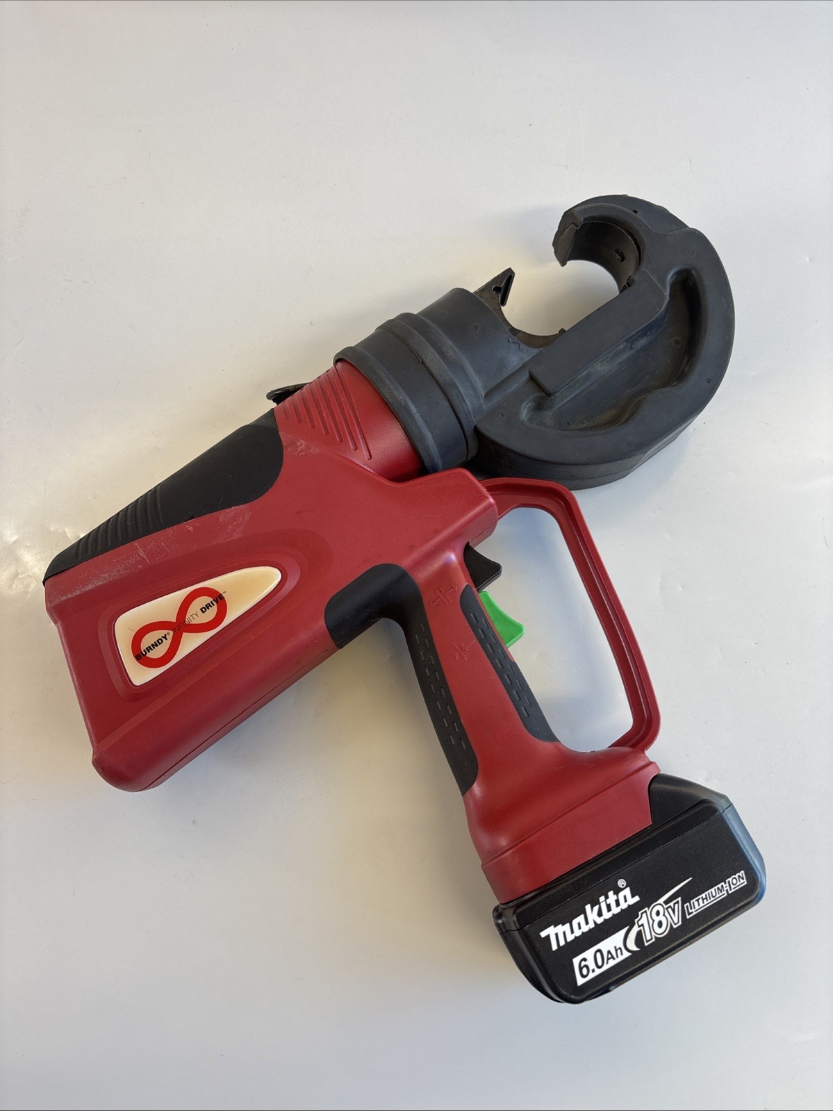 Burndy PAT750-LI Patriot Hydraulic NEW 6Ah Batteries Rubber Head Crimping Tool