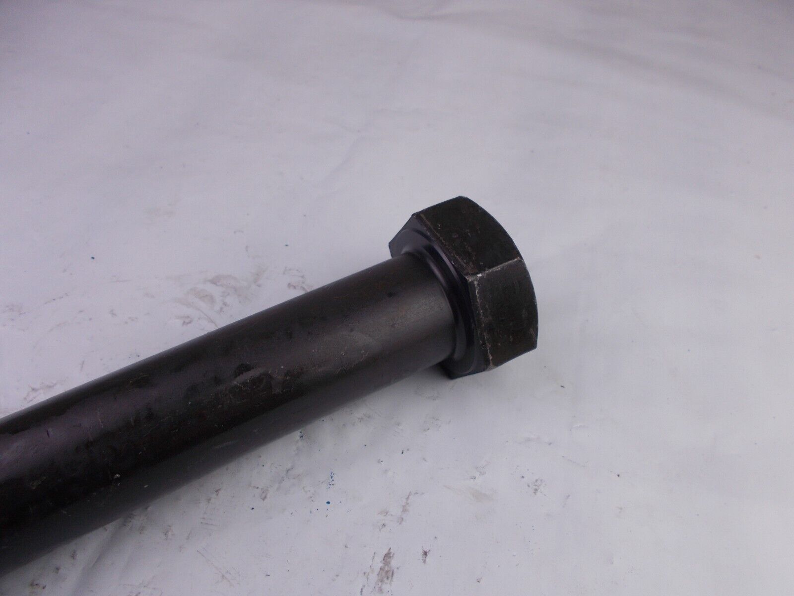 Hex Head Bolt 1-1/4″ – 7 x 9″ Long Grade 8 » 1 Bolt » 1-1/4-7 x 9