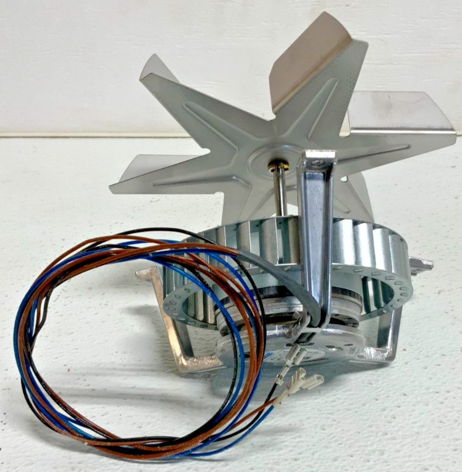 New Memmert E06298 Cooling Fan Motor P/N: E0R2E180-BD52-07 230V .24/.3A 52/65W