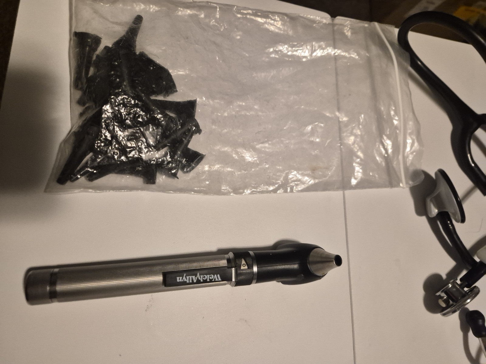 Welch Allyn 2.5v PocketScope Otoscope Throat Illuminator AA Battery Handle 22820