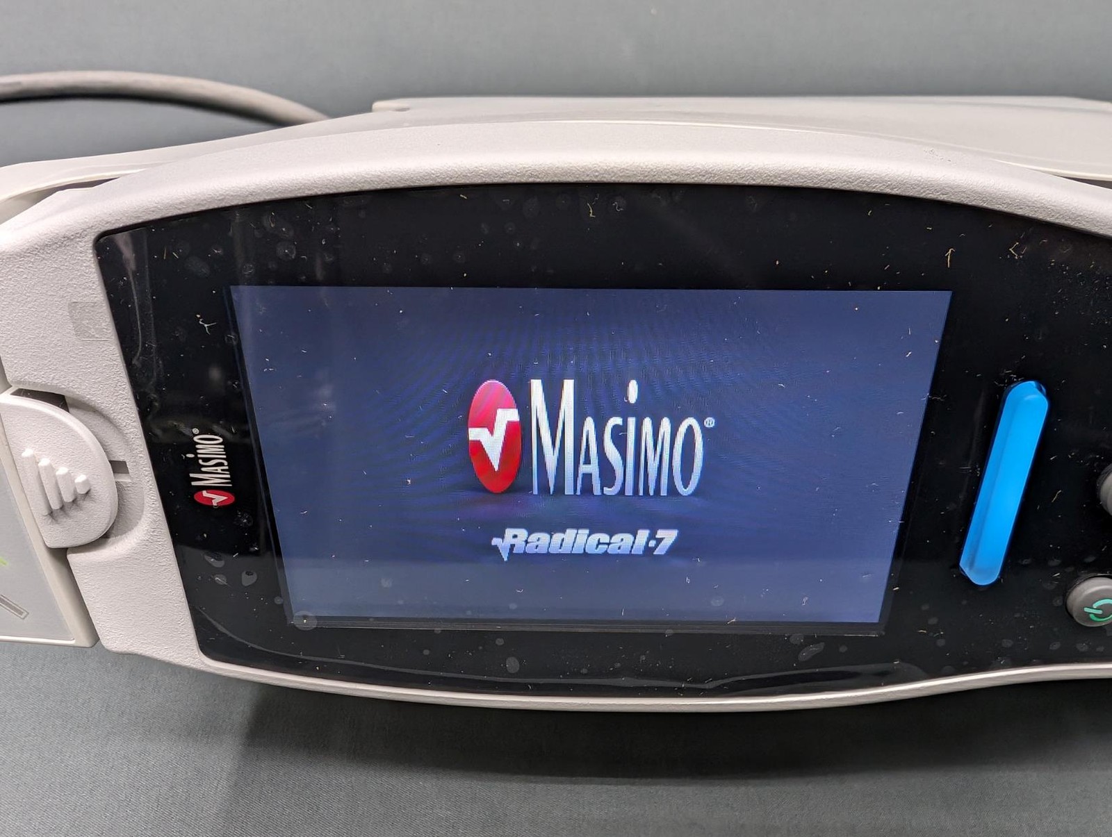 Masimo Radical 7 Pluse Oximeter touchscreen wifi bluetooth – COMPLETE