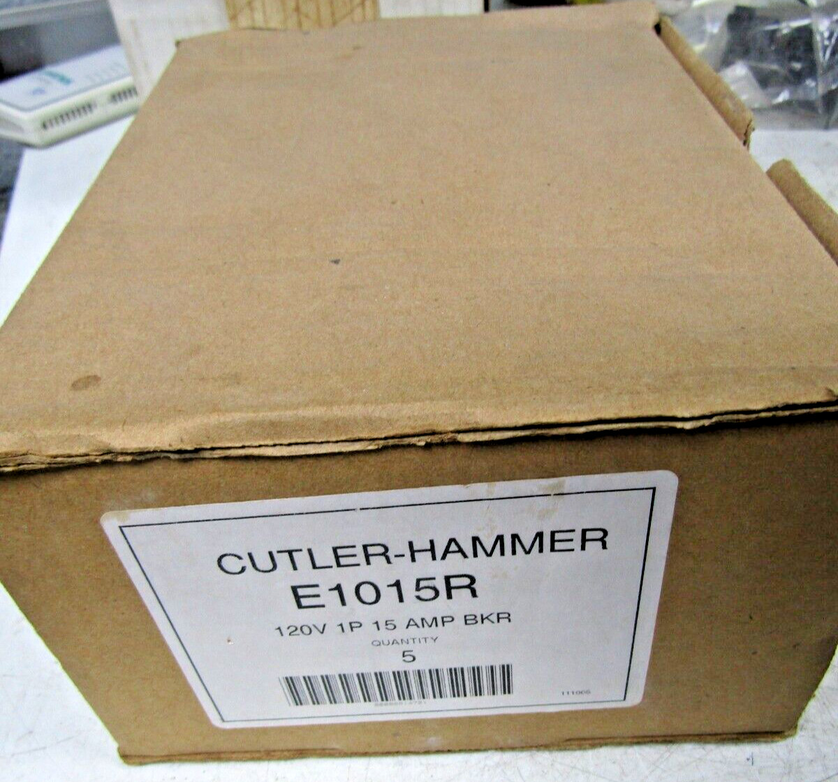 🔥 NEW CUTLER HAMMER 15 AMP CIRCUIT BREAKER SINGLE POLE 120 VAC 1P E1015 E1015R