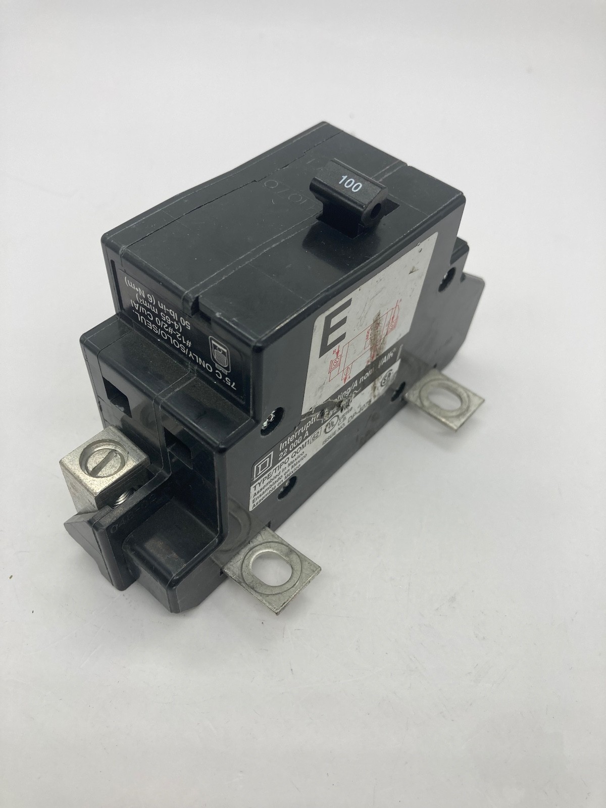Square D QOM100VH8106 22kA 2Pole 100A 120/240V QOM1 Bolt On Main Circuit Breaker