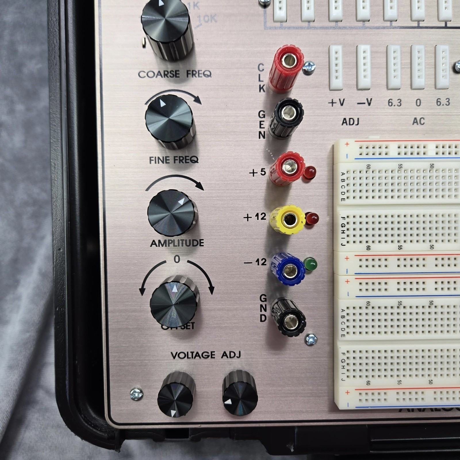 RSR Analog Digital Trainer PAD-234A, Great for Prototyping Circuits!
