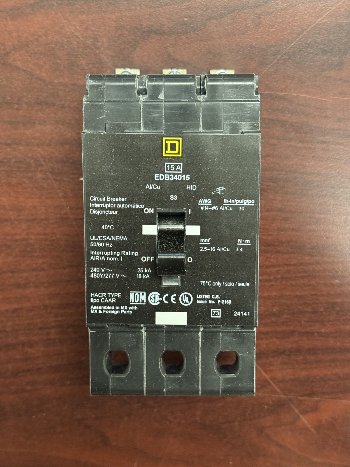 EDB34035 EDB Square D 3 Pole 35 Amps 120/277Volt Bolt-On NEW IN BOX