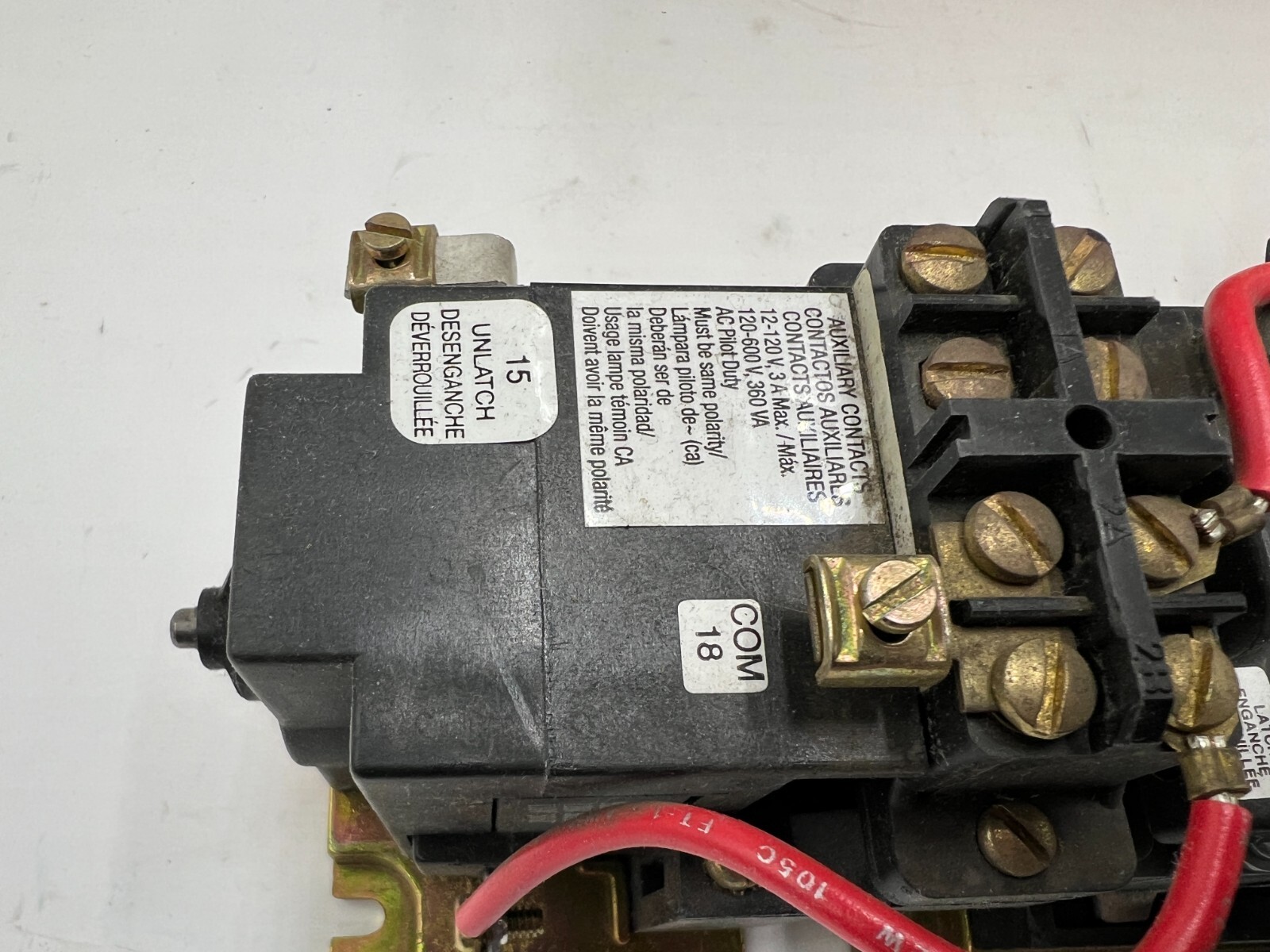 Square D 8903LO1000V02 12-P 30A 120VAC Coil Electrically Held Lighting Contactor