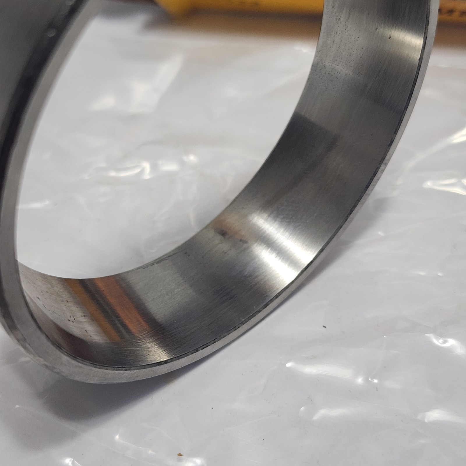 25522 / 25522-20024 Timken Tapered Roller Bearing Cup 3.2700 in OD, 0.7500 in