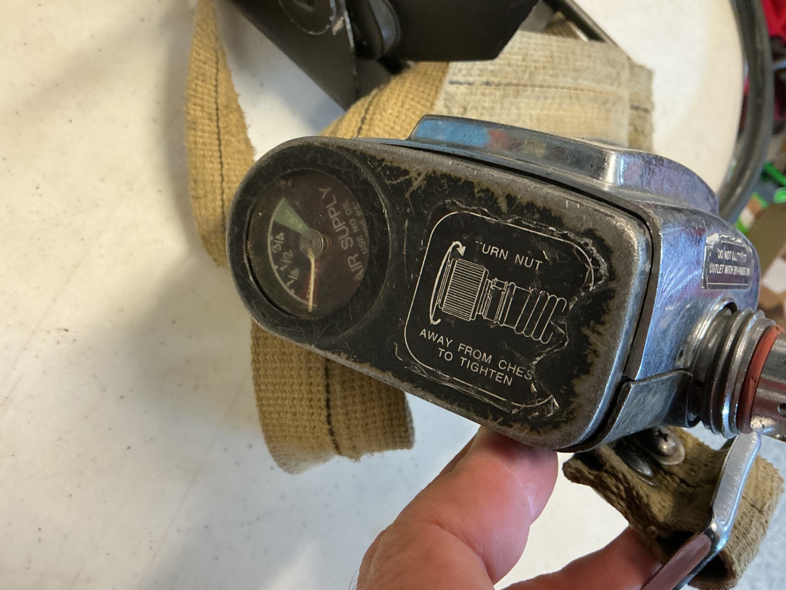 Vintage Scott Air-PAK Bottle Holder Harness & ATO Regulator