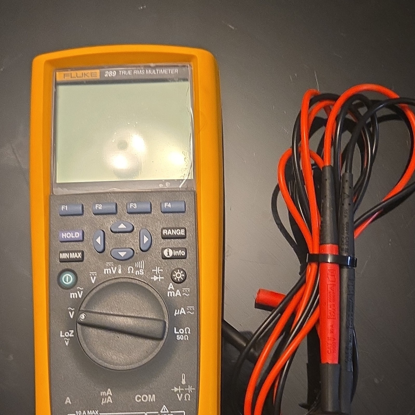 Fluke 289 True RMS Handheld Multimeter 50,000 Count 1000V CAT III + Leads