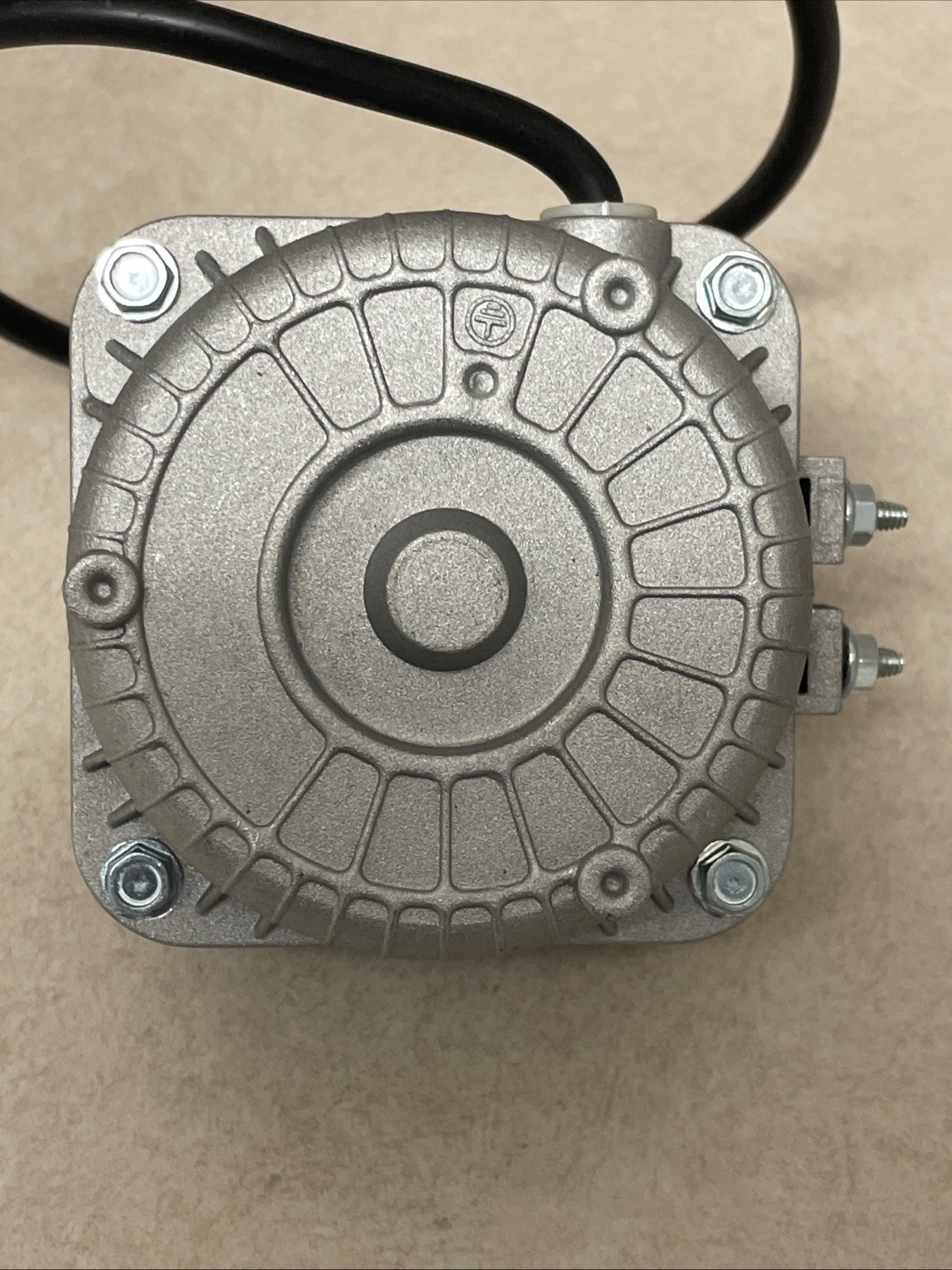YZF6-13 Condenser Fan AC Motor 1550 RPM 120V 60HZ 33W 0.55A, 1759-686 Evaporator