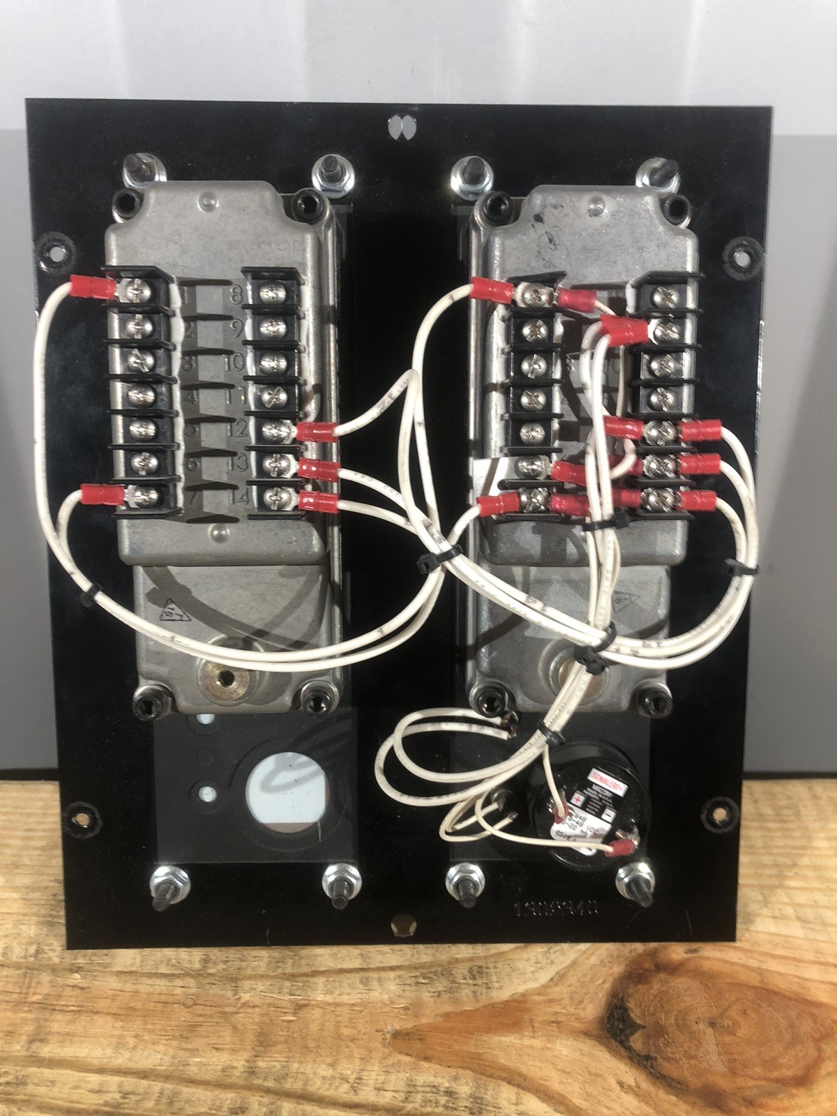 Used Caterpillar 130-3332 130-3349 Remote Annunciators 130-2340