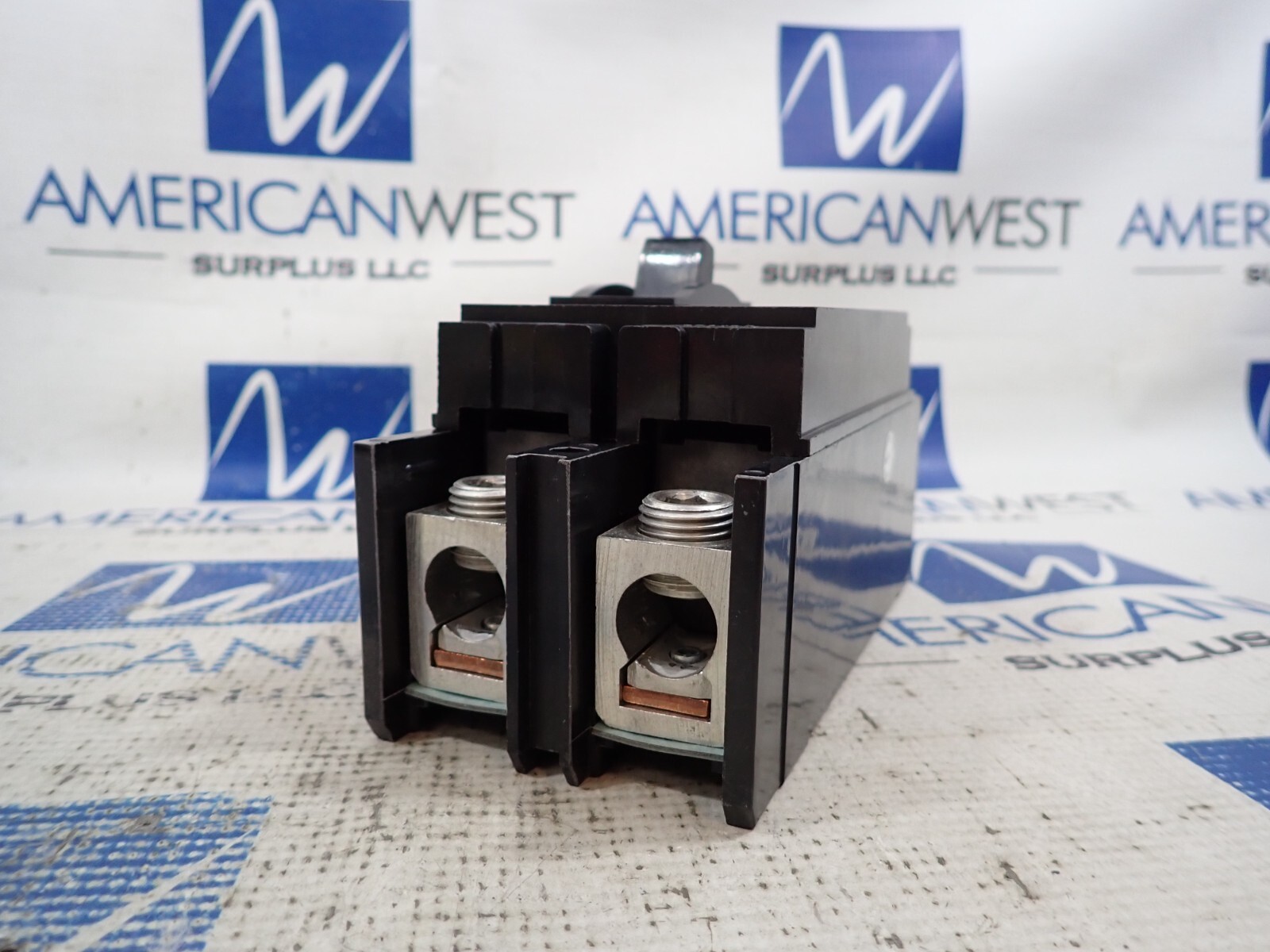 Square D Q2L2200 200 Amp 2 Pole 120/240V Circuit Breaker Tested